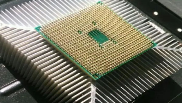 CPU导热硅脂怎么涂是正确的？多涂导热性能会更好吗？