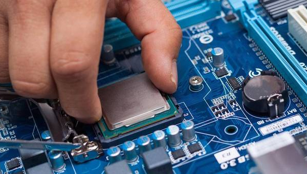 电脑cpu不用硅脂导热膏可以吗？