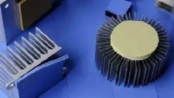 汇巨电子环氧结构胶应用范围及使用方法！