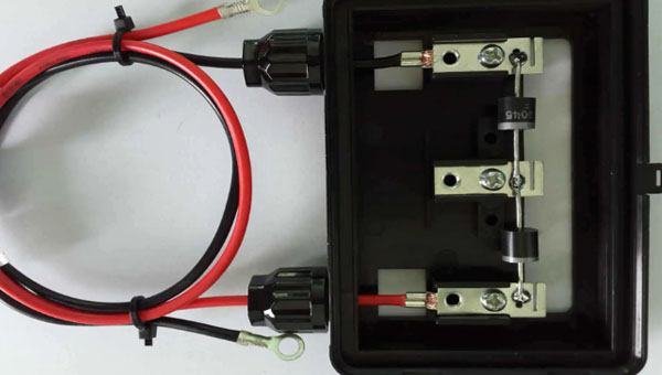 太阳能接线盒户外使用保护用胶解决方案！