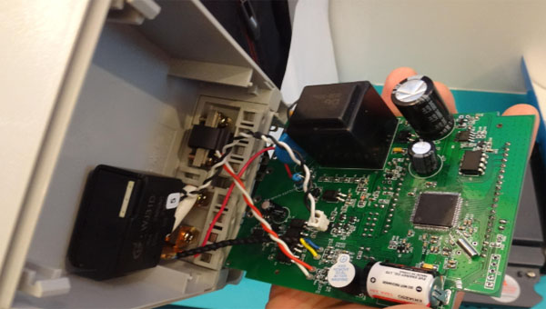 智能电表防护胶粘剂为智能电表的保护起到了什么样的作用？