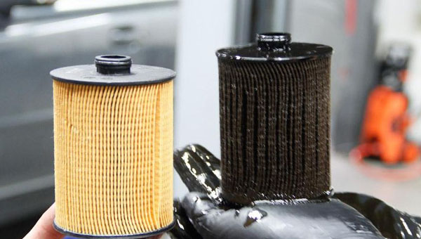 聚氨酯密封胶解决汽车机油滤清器粘接问题