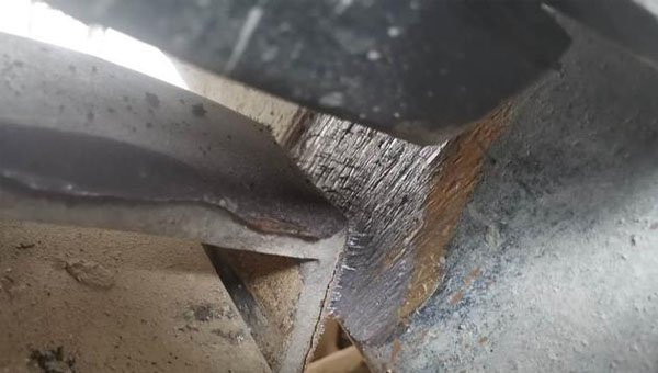 什么胶粘金属可达焊接强度？低气味金属AB结构胶应用解决