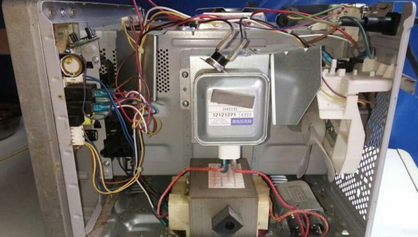 有机硅导热胶，有效稳定微波炉的工作温度