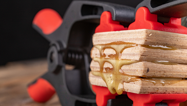 木工产品胶粘固定，环氧结构胶可为其提供高强度粘接力