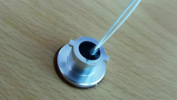 温度传感器散热胶导热性怎么样? 温度传感器散热胶导热性怎么样?