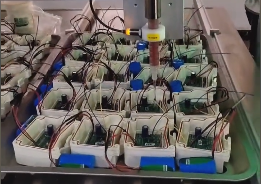 透明聚氨酯灌封胶,透明聚氨酯灌封胶解决智能水表模块密封问题 透明聚氨酯灌封胶,透明聚氨酯灌封胶解决智能水表模块密封问题