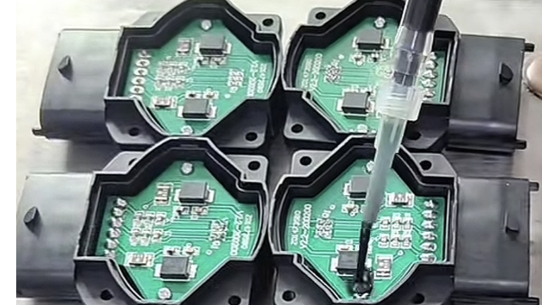 环氧灌封胶，油门踏板传感器为什么要用胶水封装?